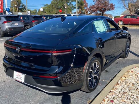 New 2026 Toyota Crown XLE image 13