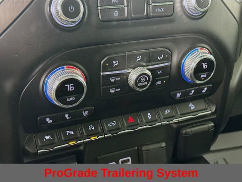 Used 2020 GMC Sierra 1500 AT4 w/ AT4 Premium Package AWD/4WD image 22