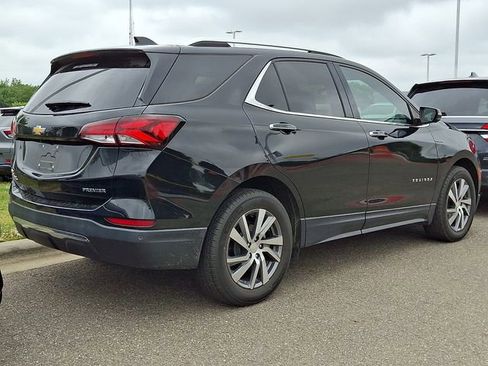 Used 2023 Chevrolet Equinox Premier FWD image 4