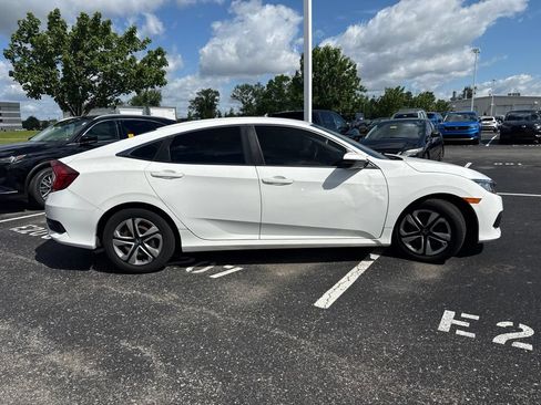 Used 2017 Honda Civic LX image 10