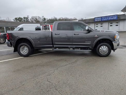 Used 2022 RAM 3500 Limited image 7