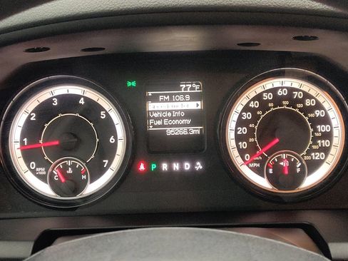 Used 2018 RAM 1500 Tradesman RWD image 23
