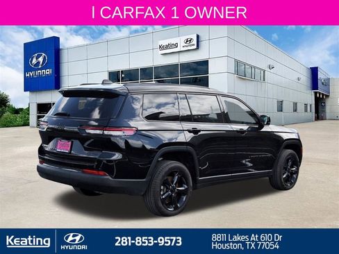 Used 2023 Jeep Grand Cherokee L Limited w/ Black Appearance Package AWD/4WD image 5