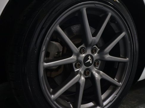 Used 2020 Tesla Model 3 Standard Range Plus image 28