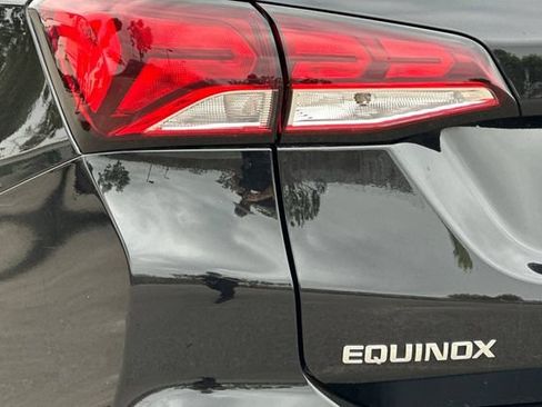 Used 2023 Chevrolet Equinox LS FWD image 31