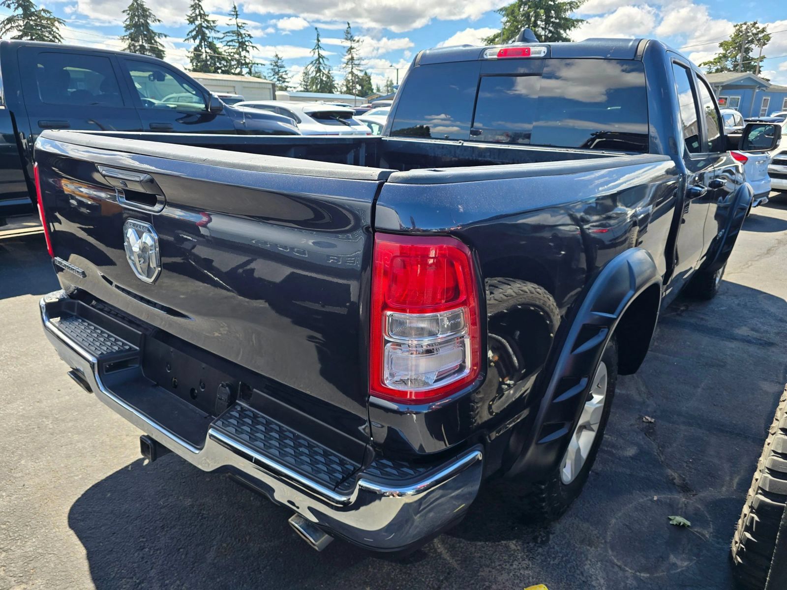 Used 2021 RAM 1500 Big Horn AWD/4WD image 4