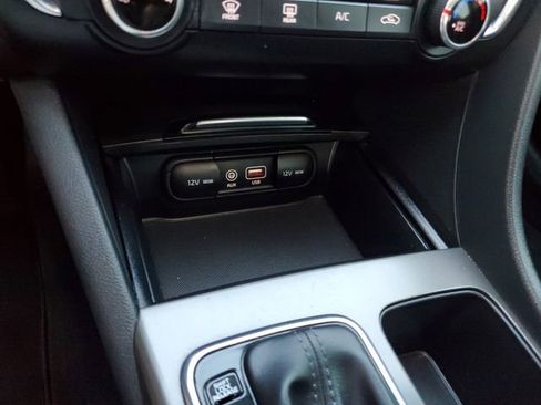 Used 2020 Kia Optima SE image 23