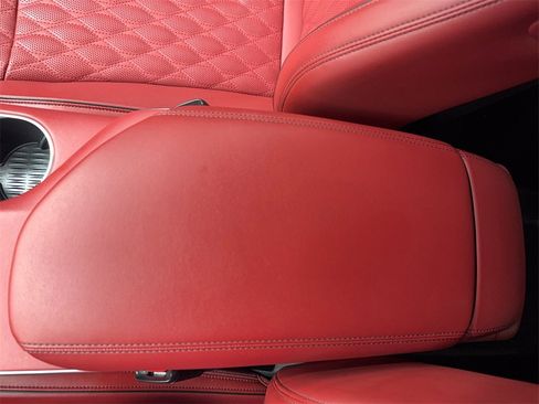 Used 2024 Genesis GV70 3.5T Sport w/ Sport Advanced Package image 32