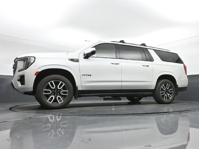Used 2023 GMC Yukon XL AT4 AWD/4WD image 20