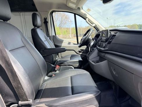Used 2023 Ford Transit 250 Low Roof AWD image 12