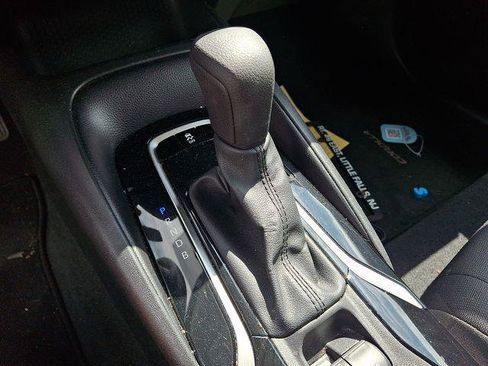 Certified 2021 Toyota Corolla LE w/ LE Convenience Package FWD image 10