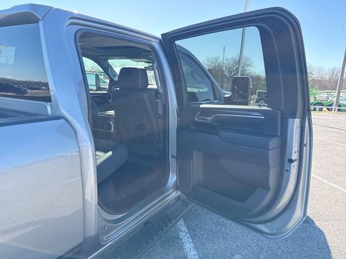 Used 2025 Chevrolet Silverado 3500 LTZ w/ LTZ Convenience Package AWD/4WD image 22