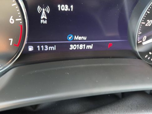 Used 2023 Buick Envision Essence AWD/4WD image 33