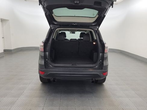Used 2017 Ford Escape SE w/ SE Sport Appearance Package FWD image 29