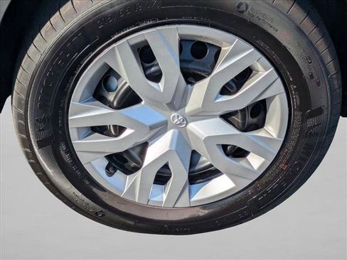 Used 2026 Toyota Corolla Cross L FWD image 22