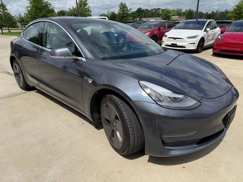 Used 2020 Tesla Model 3 Long Range AWD/4WD image 3