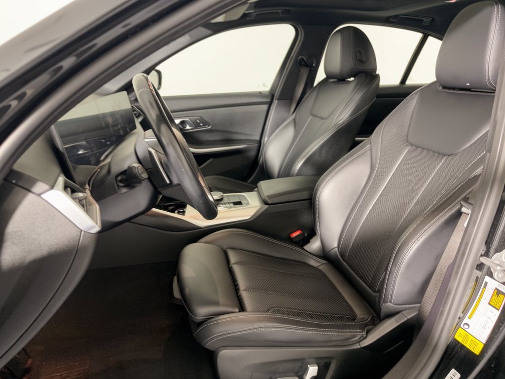 Certified 2024 BMW 330i Sedan w/ Convenience Package RWD image 5