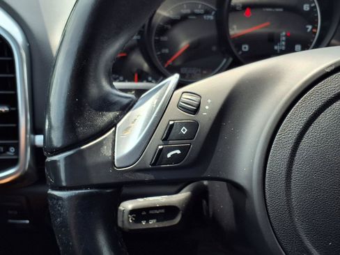 Used 2014 Porsche Cayenne AWD/4WD image 16