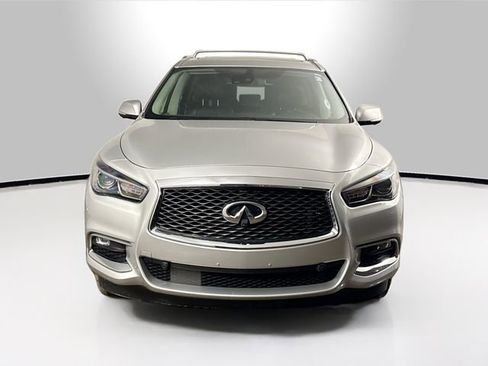 Used 2017 INFINITI QX60 Luxe w/ Deluxe Technology Package image 9