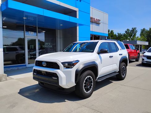 Used 2025 Toyota 4Runner TRD Off-Road AWD/4WD image 13