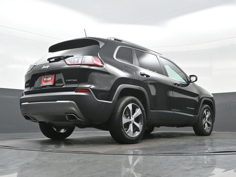Used 2019 Jeep Cherokee Limited w/ Luxury Group AWD/4WD image 33