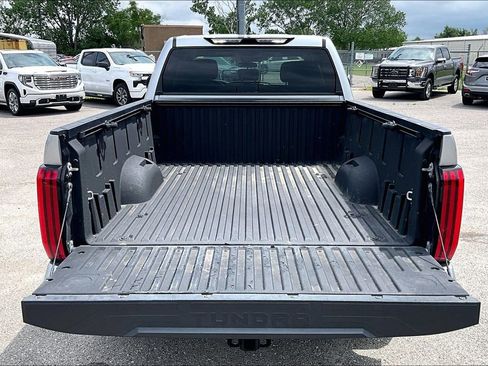 Used 2024 Toyota Tundra SR5 AWD/4WD image 40