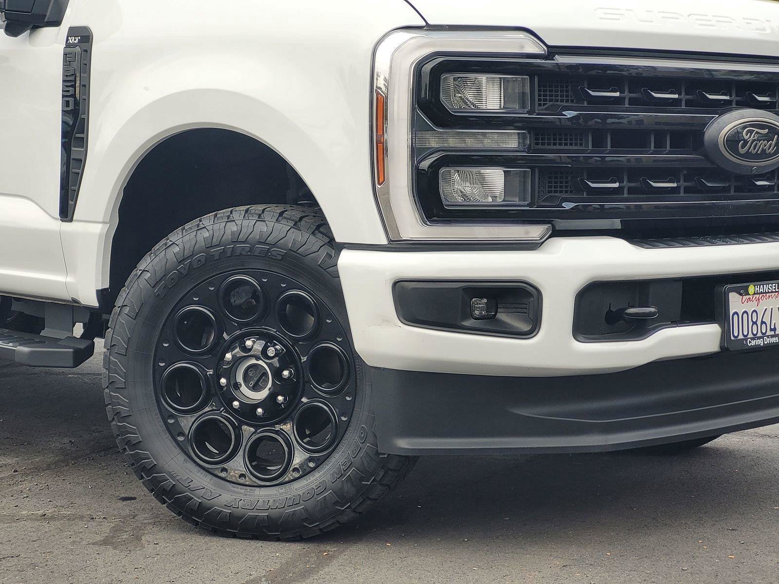 Used 2024 Ford F250 XLT w/ Black Appearance Package AWD/4WD image 11