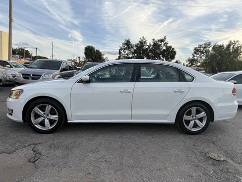Used 2015 Volkswagen Passat 1.8T Limited Edition image 4