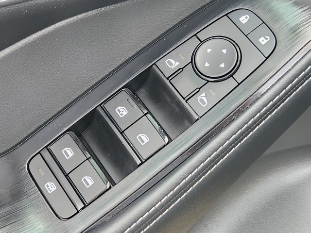 Used 2025 Nissan Rogue SV w/ SV Premium Package FWD image 22