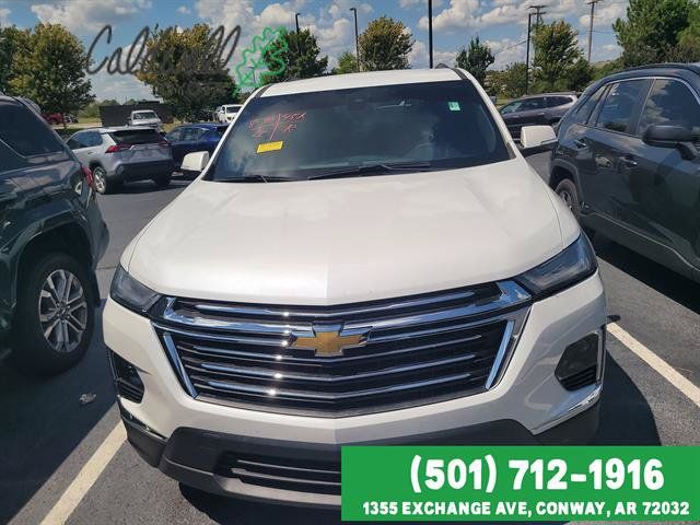Used 2023 Chevrolet Traverse LT FWD image 2