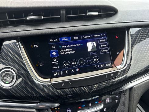 Used 2023 Cadillac XT6 Premium Luxury image 16