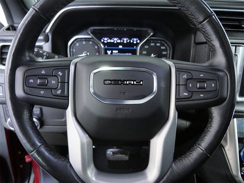 Used 2021 GMC Yukon XL Denali w/ LPO, Illumination Package image 25