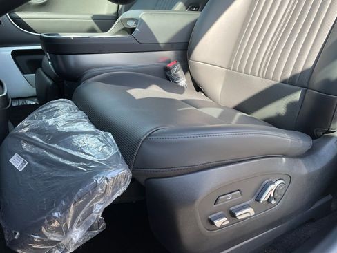 New 2026 Hyundai Ioniq 9 Calligraphy image 21