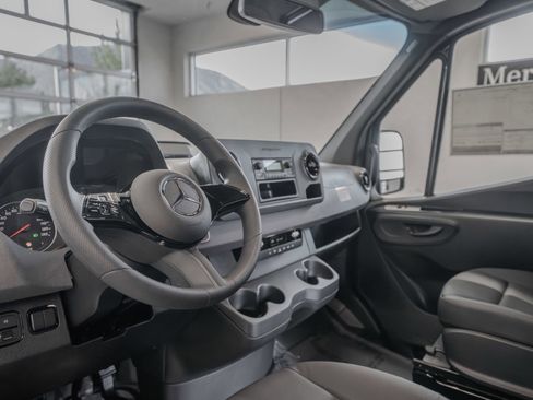 New 2025 Mercedes-Benz Sprinter 3500 image 6