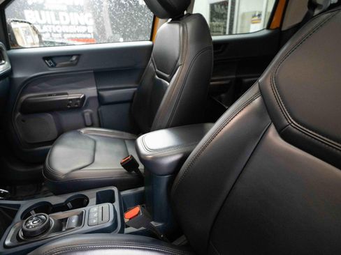 Used 2023 Ford Maverick Lariat w/ Lariat Luxury Package FWD image 10