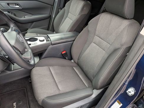 Used 2025 Nissan Rogue SV AWD/4WD image 32