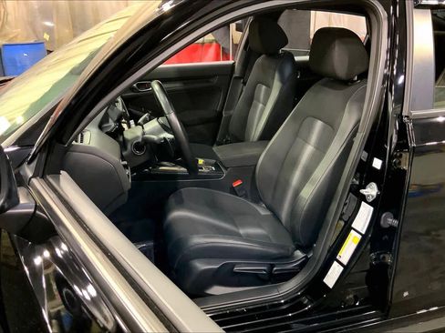 Used 2023 Honda Civic Sport image 7