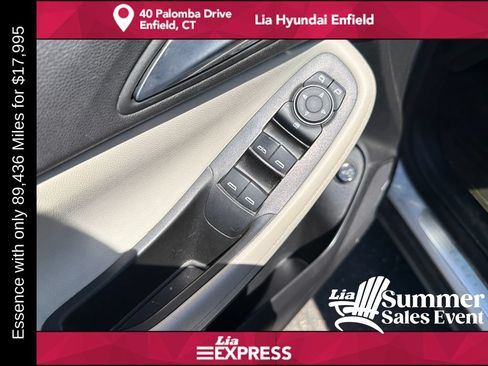 Used 2022 Buick Encore GX Essence w/ Advanced Technology Package AWD/4WD image 12