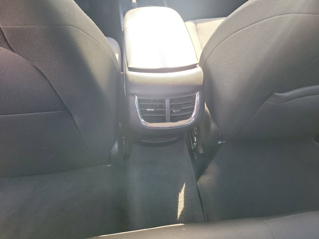 Used 2025 Chevrolet Malibu LT FWD image 15
