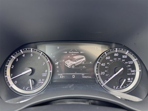 Used 2020 Toyota Highlander XLE image 35