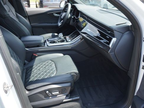Used 2023 Audi SQ7 Premium Plus AWD/4WD image 14