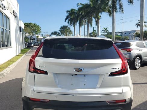 Used 2023 Cadillac XT4 Premium Luxury FWD image 5
