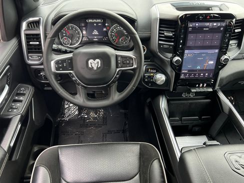 Used 2025 RAM 1500 Laramie image 13