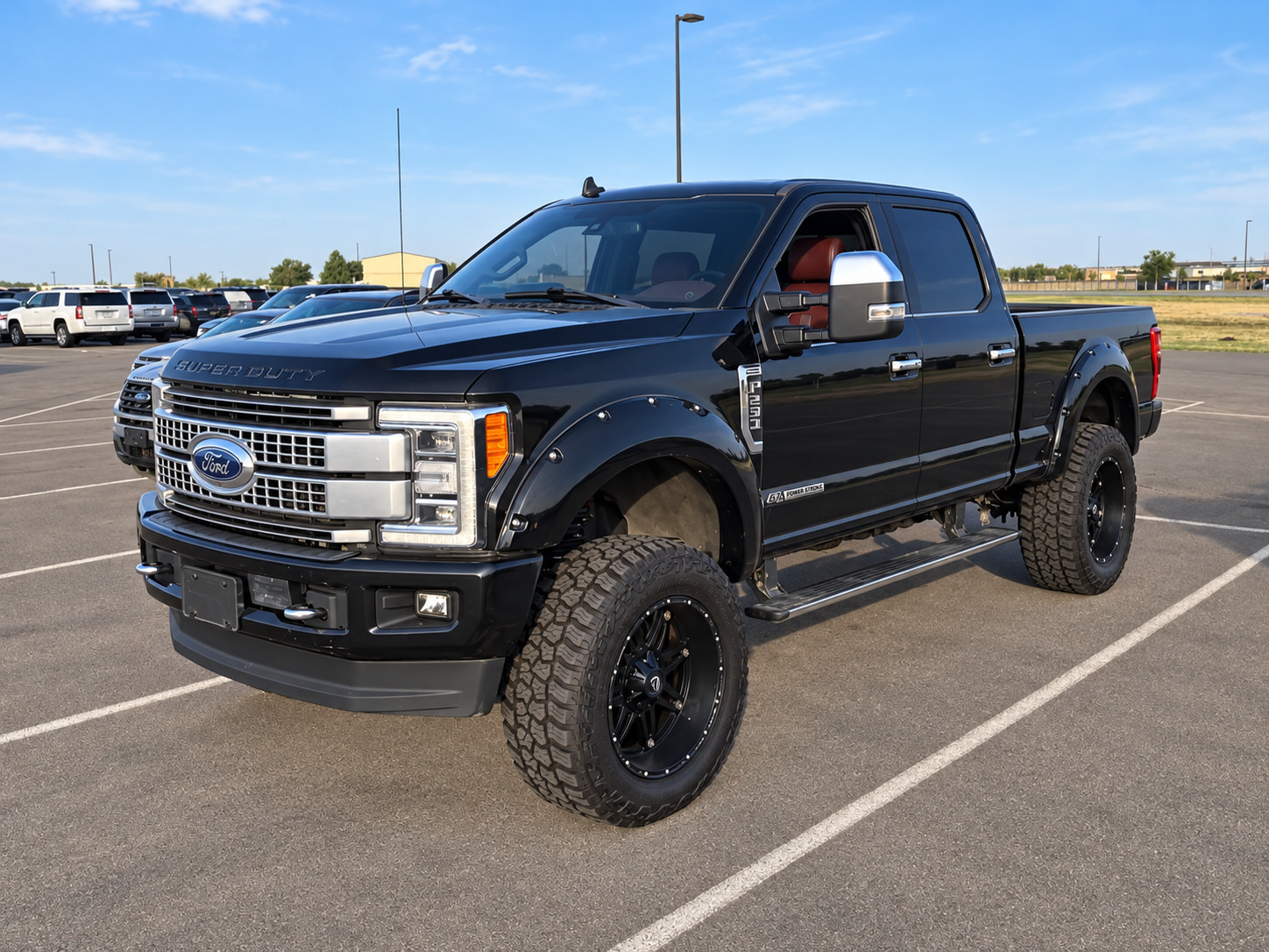 Used 2019 Ford F250 Platinum w/ Platinum Ultimate Package AWD/4WD image 1