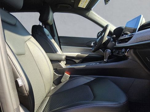 Used 2025 Jeep Compass Latitude image 15