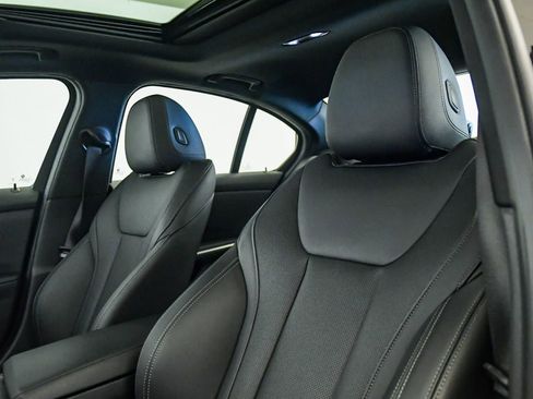 Certified 2023 BMW 330i Sedan w/ Premium Package RWD image 18