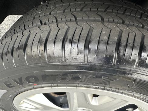 Used 2014 Ford Escape S image 24