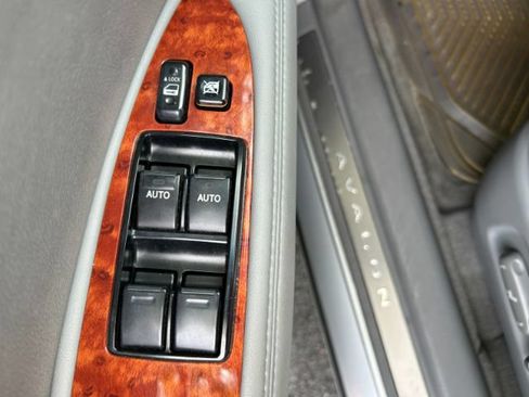 Used 2007 Toyota Avalon XLS FWD image 16