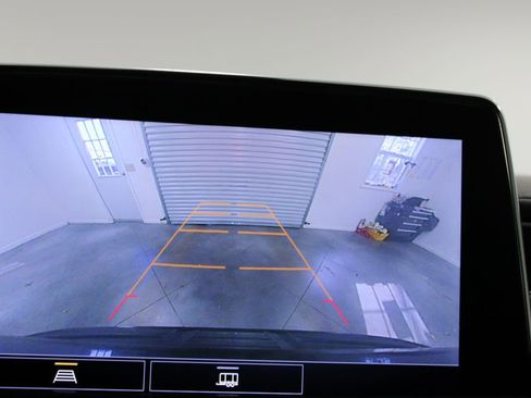 Used 2021 Chevrolet Tahoe LT image 32