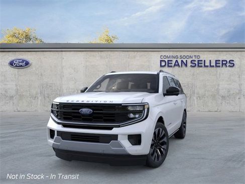 New 2026 Ford Expedition Platinum w/ Driver's Package image 2